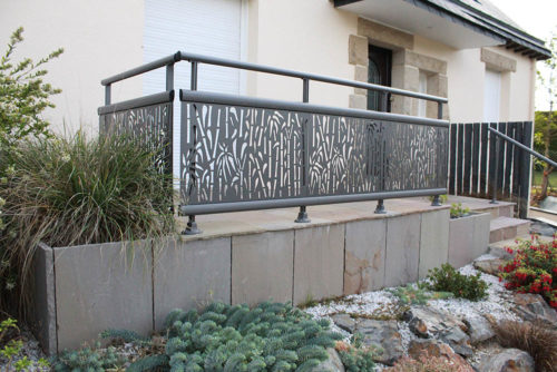 Garde-corps aluminium gris
