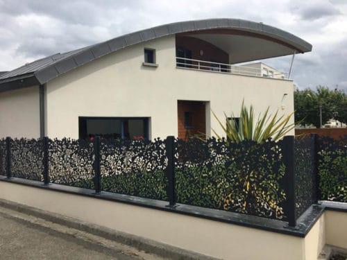 Clôture aluminium avec décor