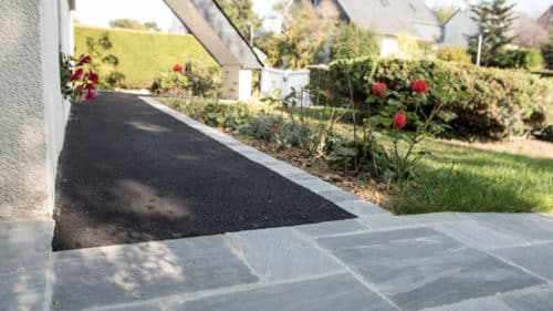 Allée en enrobé
