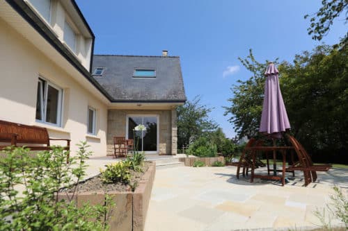 Terrasse pierre naturelle