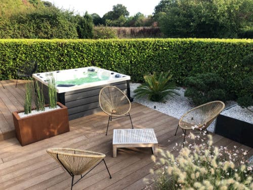 Terrasse avec spa