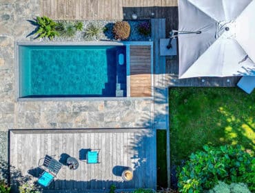 mini piscine avec plage en bois à Rennes
