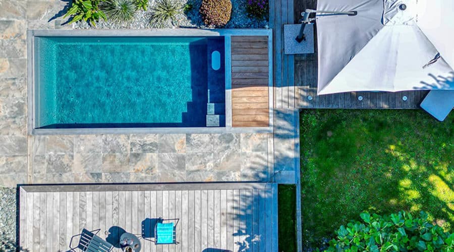 mini piscine avec plage en bois à Rennes